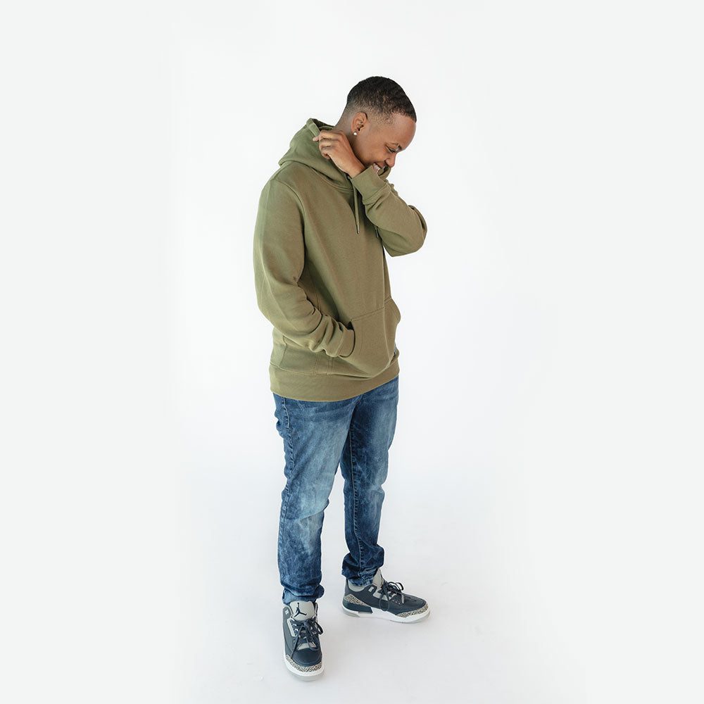 ESSNTL Hoodie